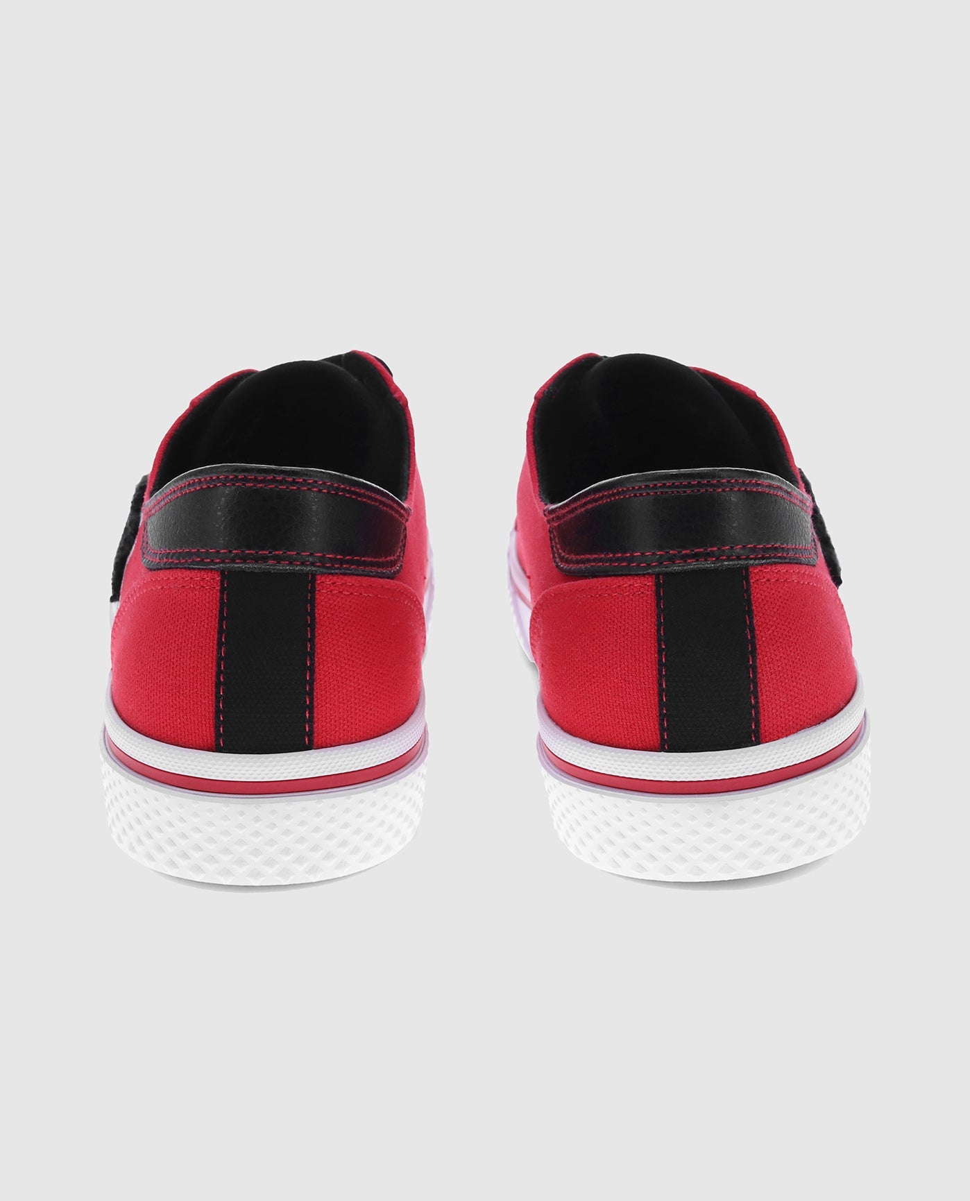 Back Of Starter Tradition 71 Low Red Sneaker Pair | Red