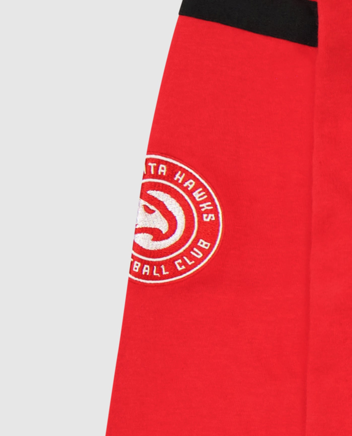 ATLANTA HAWKS BASKETBALL CLUB logo on the sleeves | Hawks Red