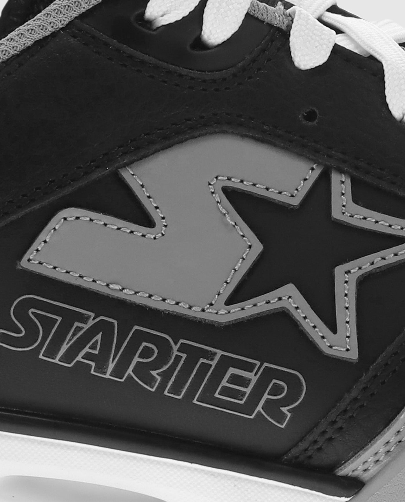 Starter Logo On Side OfStarter Team Trainer 92 Low Gray | Gray