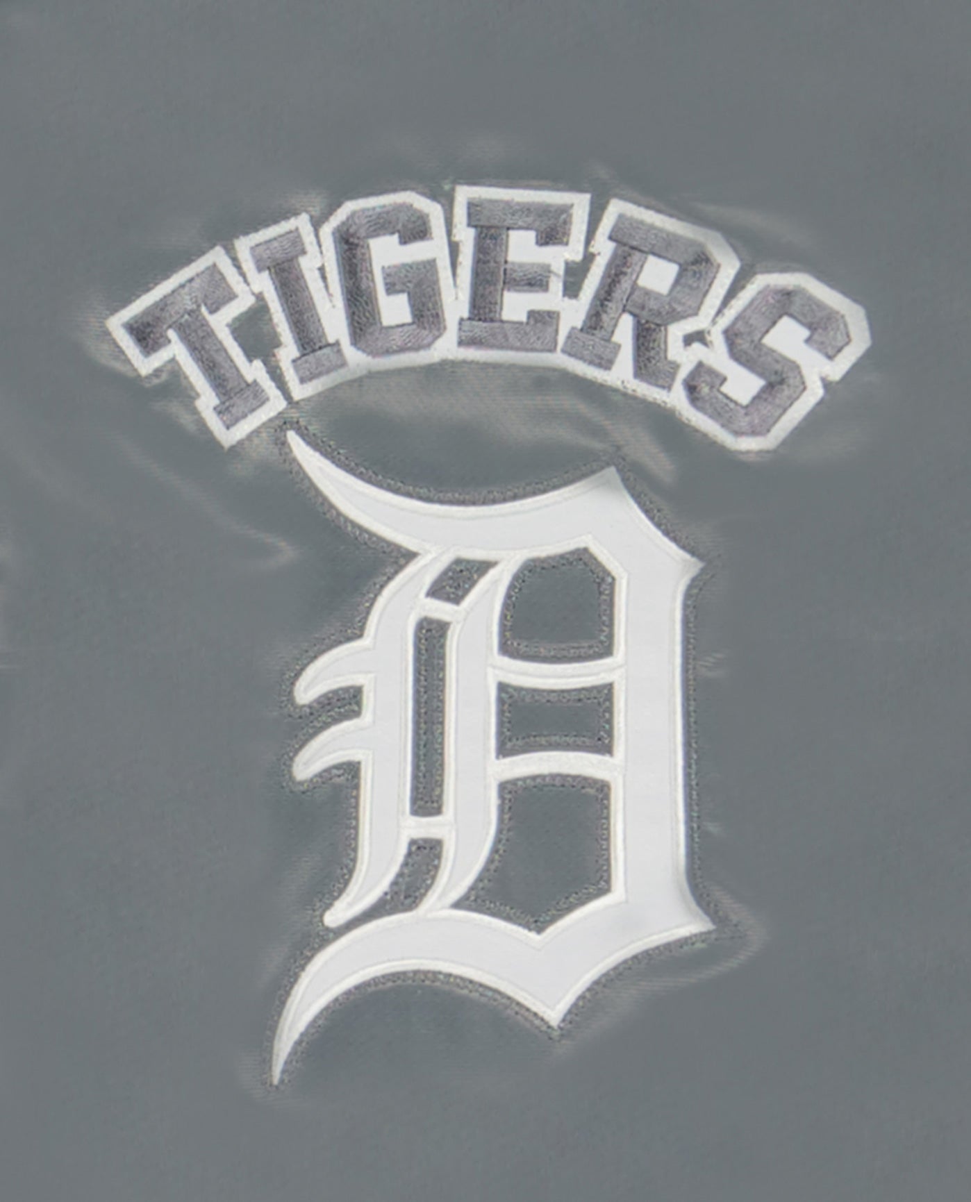 Detroit TIGERS top left chest | Tigers Silver