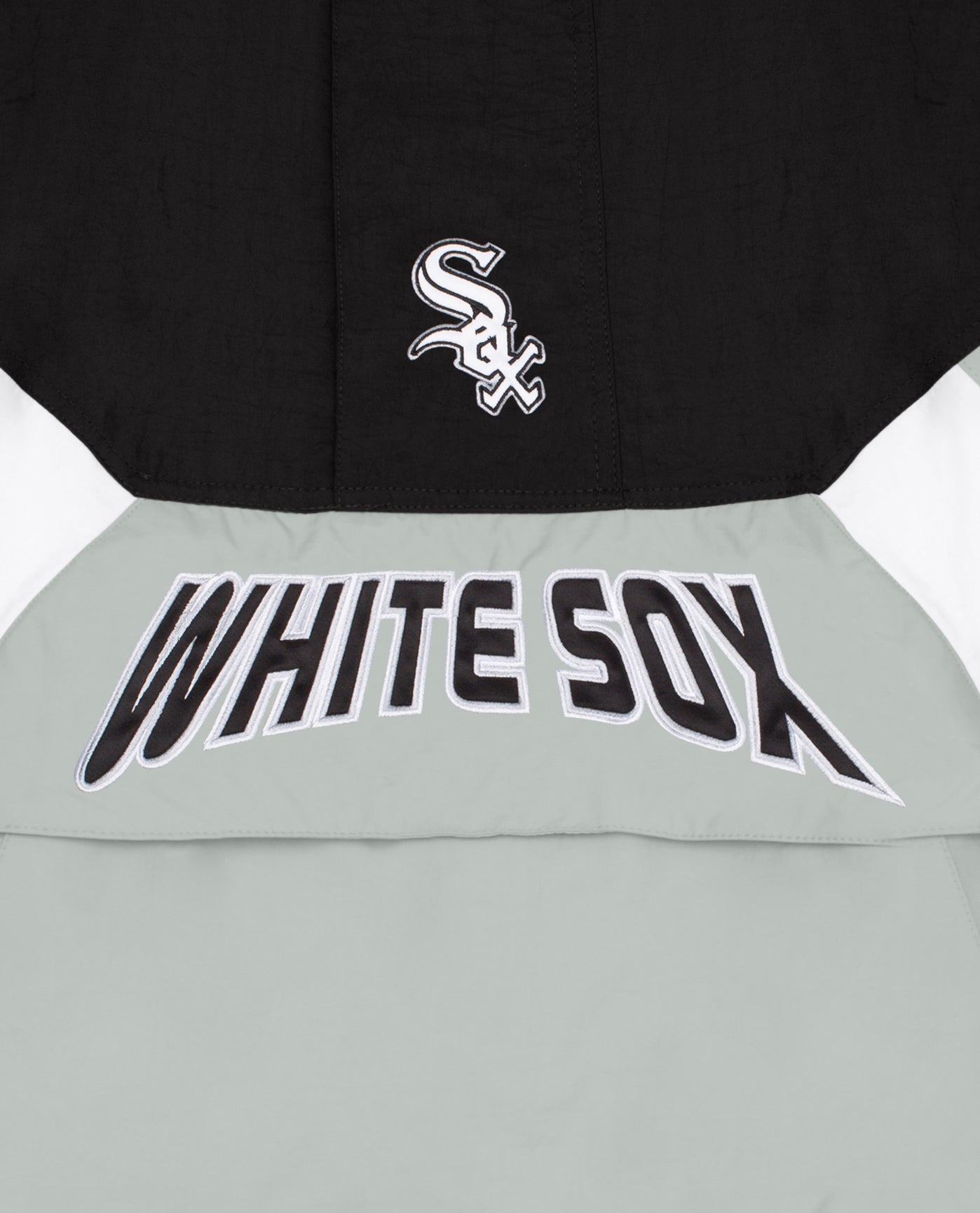Team Logo And Name On Front Of Chicago White Sox Nylon Half-Zip Jacket | White Sox Grey