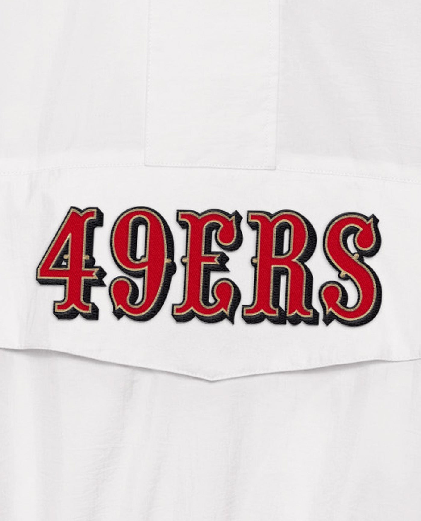 Team Name On Front Of San Francisco 49ers Home Team Half-Zip Jacket | White
